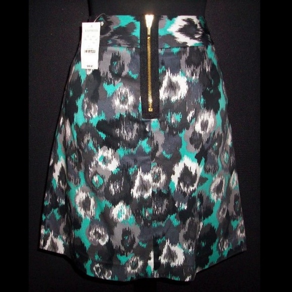 NWT Express Cute Animal Print Skirt - Picture 3 of 5